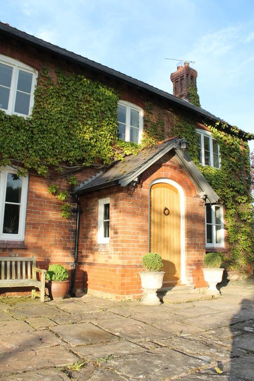 The Jockey Room Hideaway Spurstow المظهر الخارجي الصورة